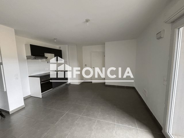 Appartement à louer, 60m², Billère