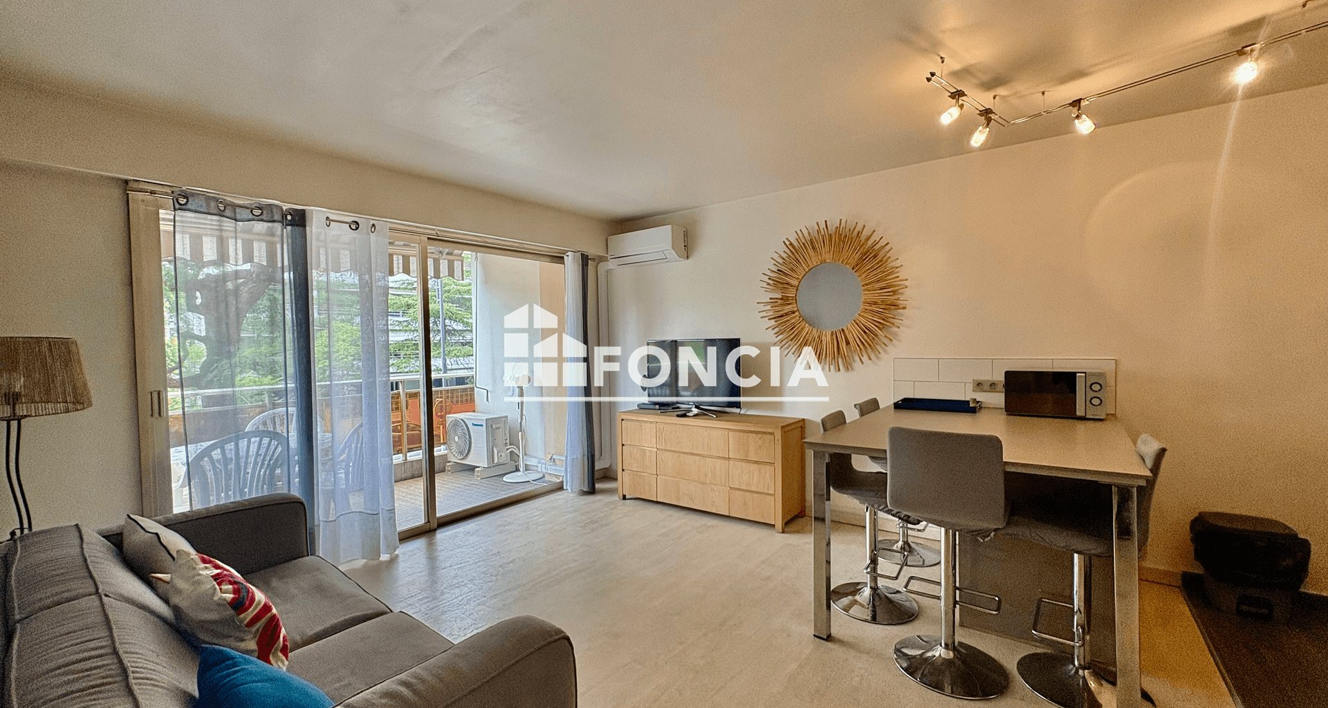 Appartement à louer, 38m², Cannes