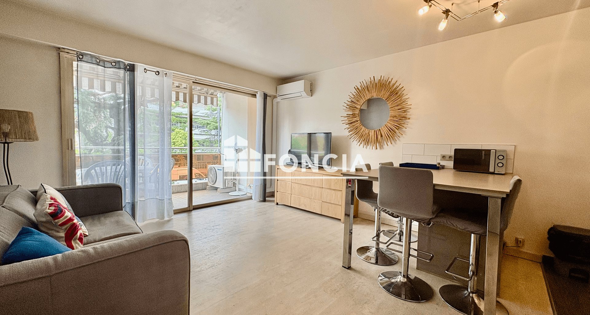 Appartement à louer, 38m², Cannes