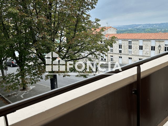 Appartement à louer, 26m², Angoulême