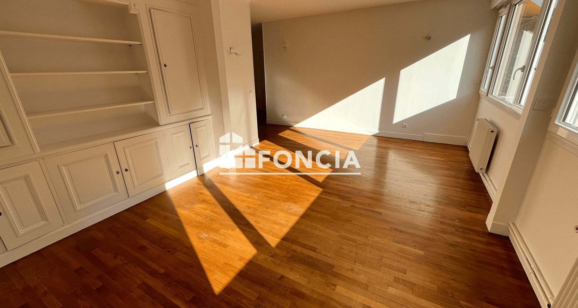 Appartement à louer, 70m², Bourg-la-Reine