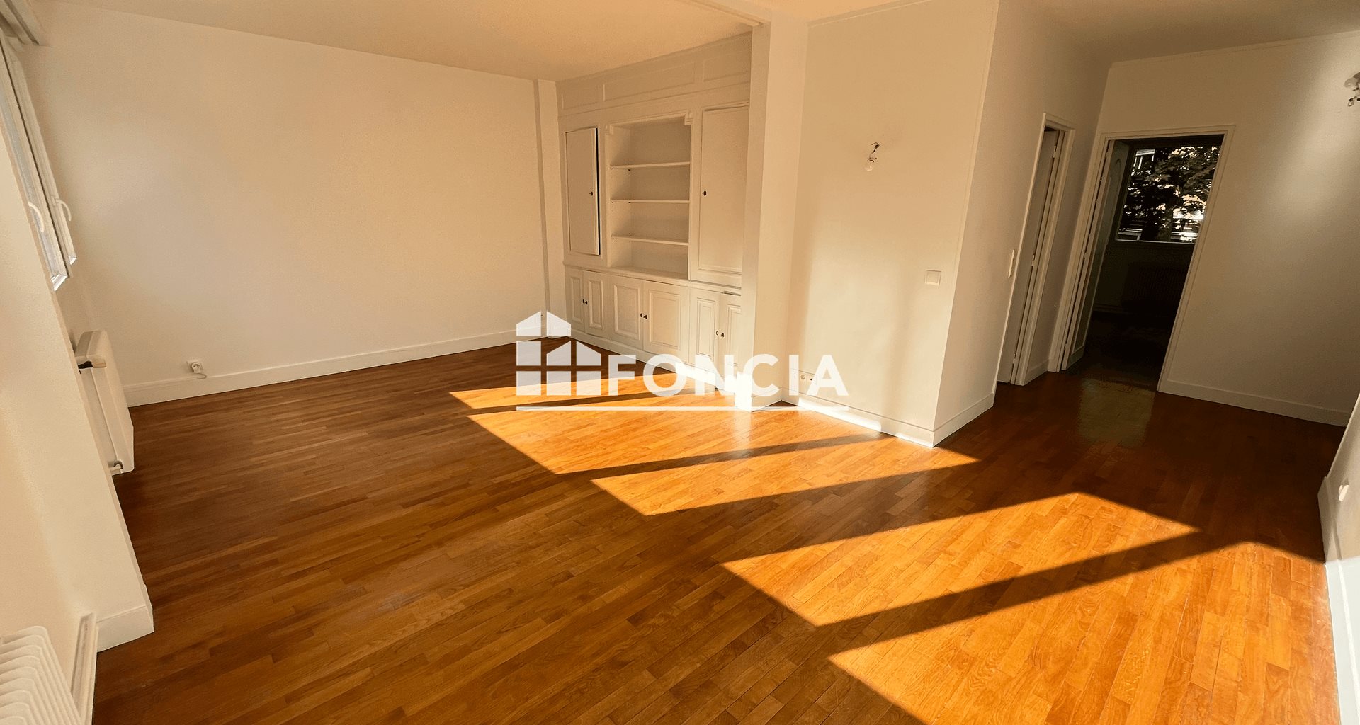 Appartement à louer, 70m², Bourg-la-Reine