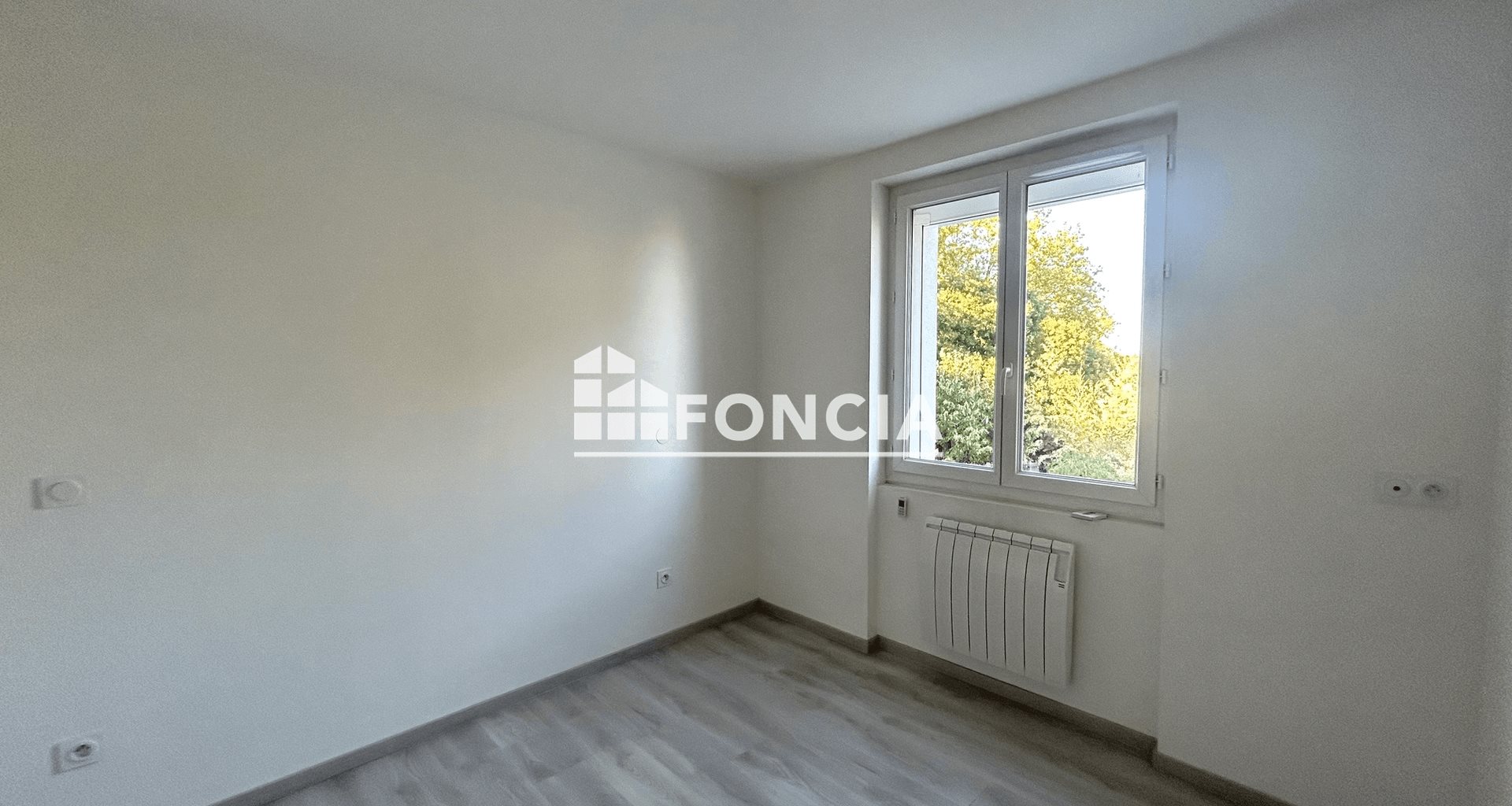 Appartement à louer, 74m², Bron