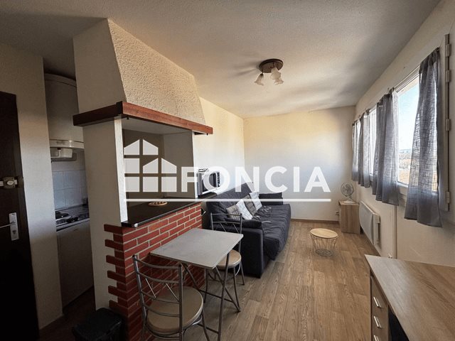 Appartement à louer, 16m², Agen