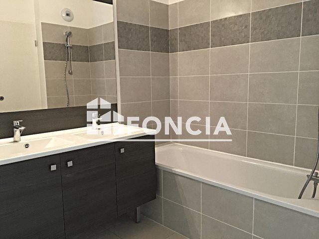 Appartement à louer, 59m², Marseille 8ème