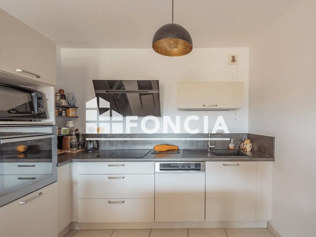 Appartement à louer, 68m², Hyères
