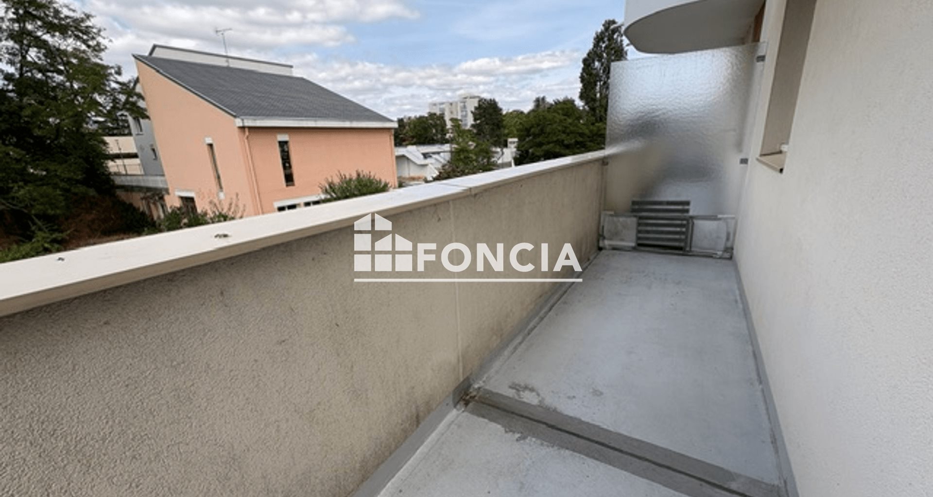 Appartement à louer, 29m², Cergy