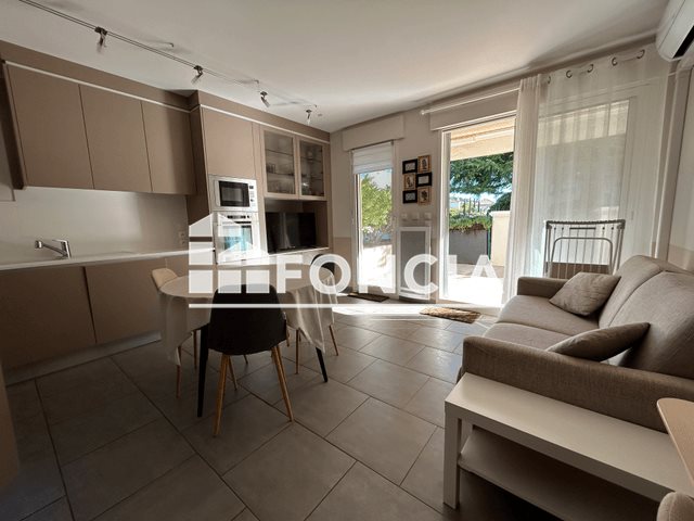 Appartement à louer, 39m², Carqueiranne