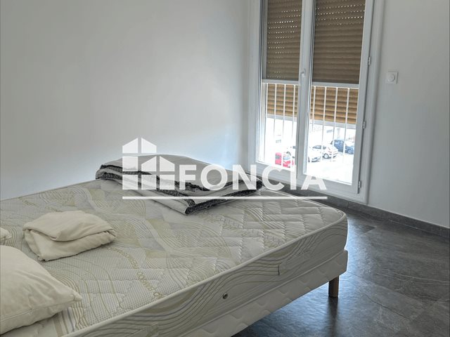 Appartement à louer, 74m², Marignane