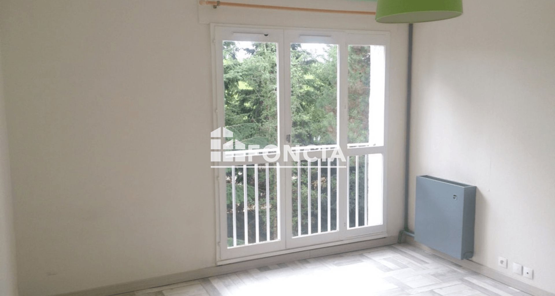 Appartement à louer, 29m², Les Ulis