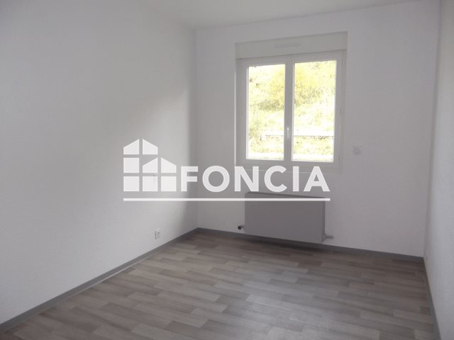 Maison à louer, 75m², Lacaune