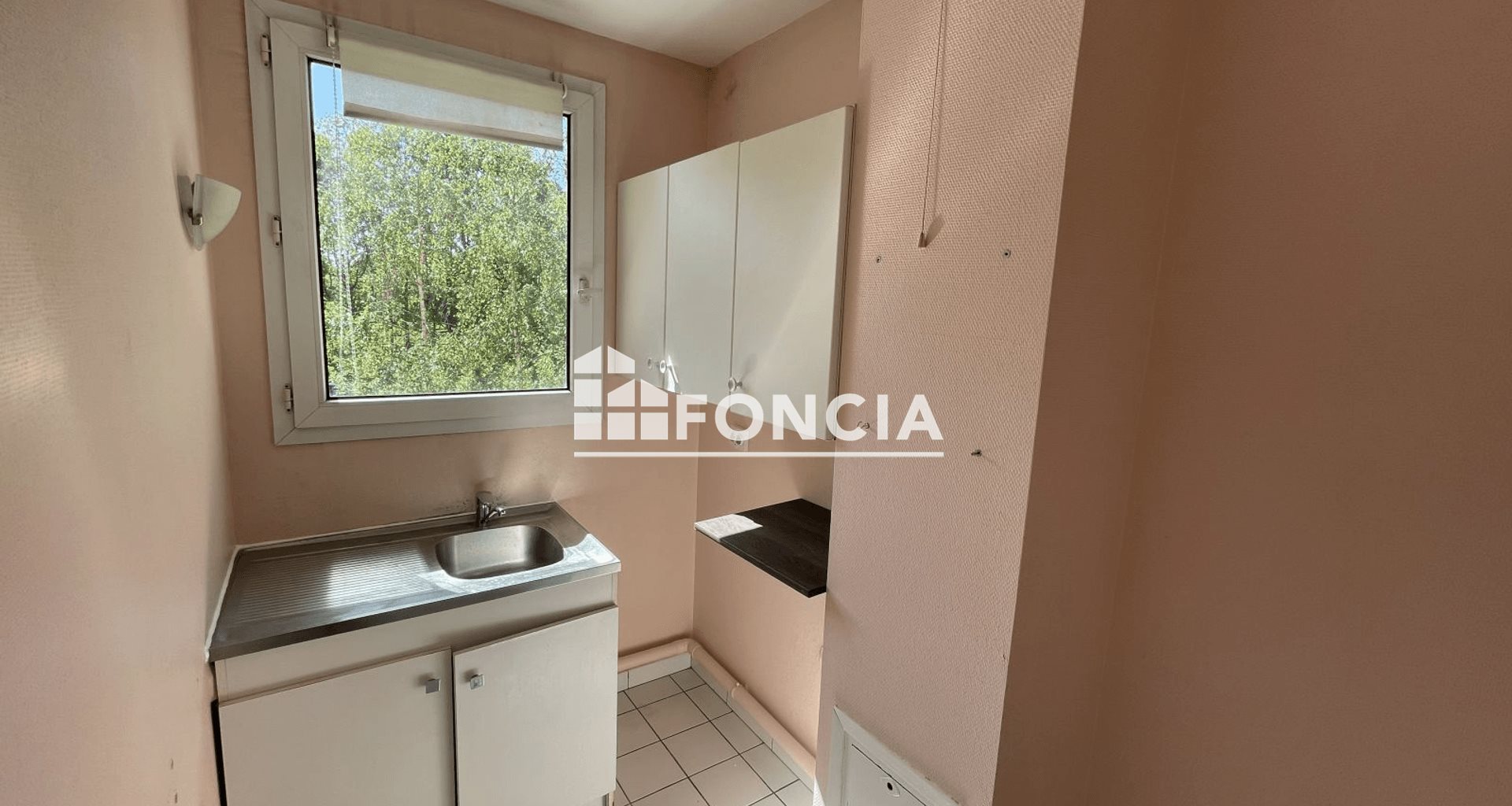 Appartement à louer, 44m², Élancourt