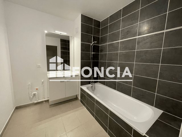 Appartement à louer, 72m², Reims