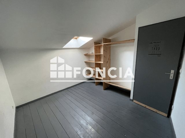 Appartement à louer, 47m², Nîmes
