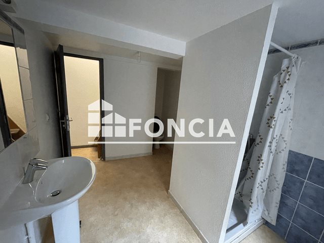 Appartement à louer, 47m², Nîmes
