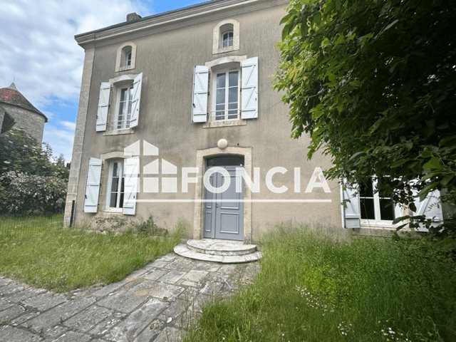 Maison à louer, 130m², Civaux