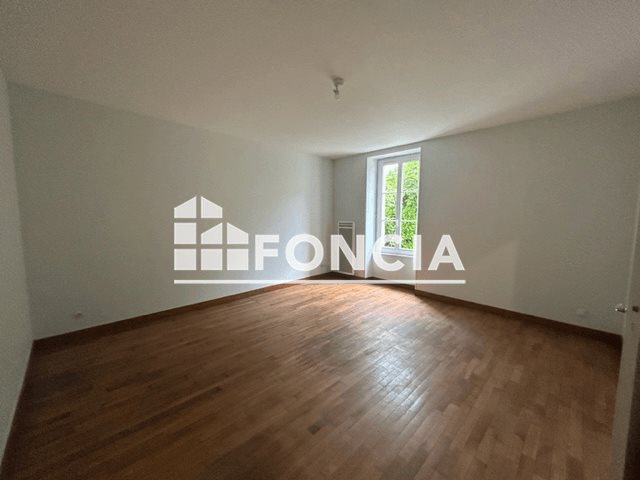 Maison à louer, 130m², Civaux