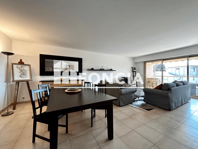 Appartement à louer, 88m², Antibes
