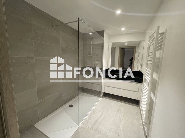 Appartement à louer, 58m², Cannes
