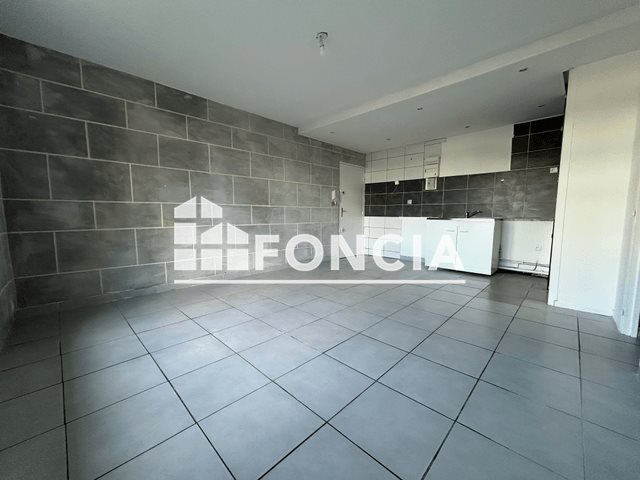 Appartement à louer, 41m², Marignane