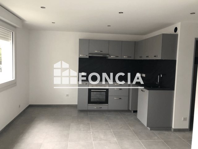 Appartement à louer, 37m², Gex