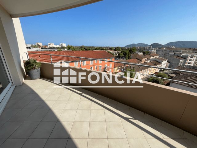 Appartement à louer, 66m², Mandelieu-la-Napoule
