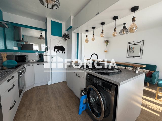 Appartement à louer, 69m², Fréjus