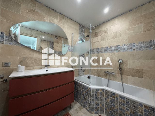 Appartement à louer, 69m², Fréjus