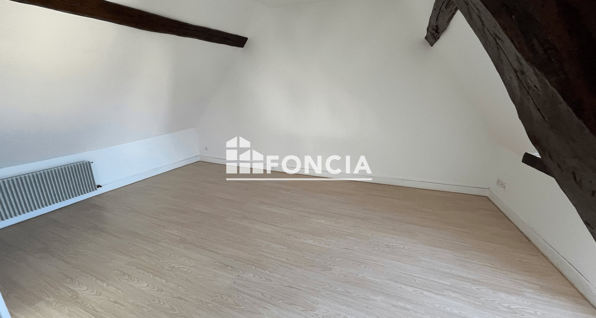 Appartement à louer, 23m², Jouars-Pontchartrain