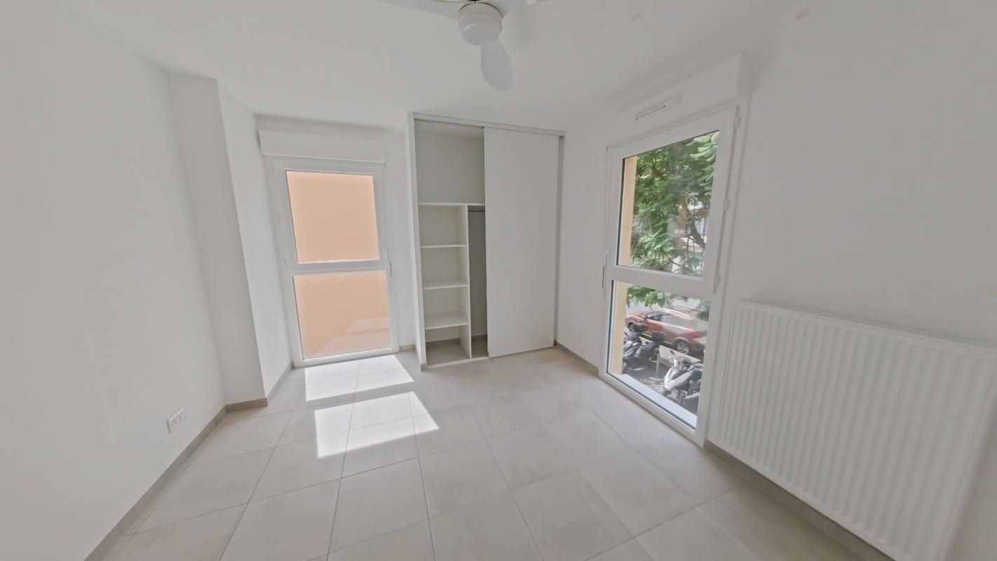 Appartement à louer, 60m², Menton