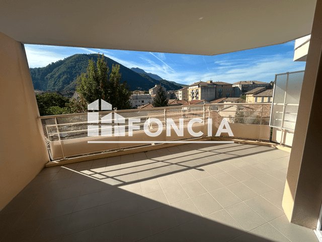 Appartement à louer, 73m², Digne-les-Bains