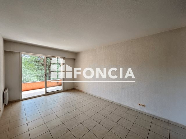 Appartement à louer, 39m², Mougins