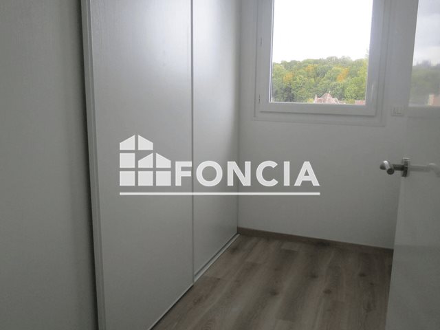 Appartement à louer, 49m², Lèves