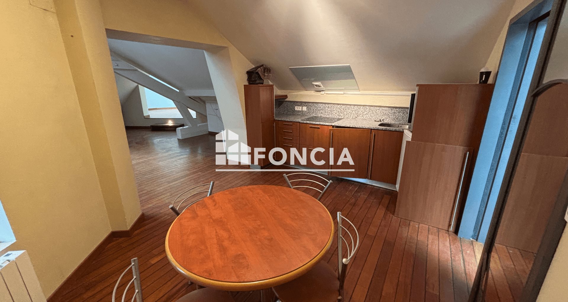 Appartement à louer, 55m², Lyon 7ème