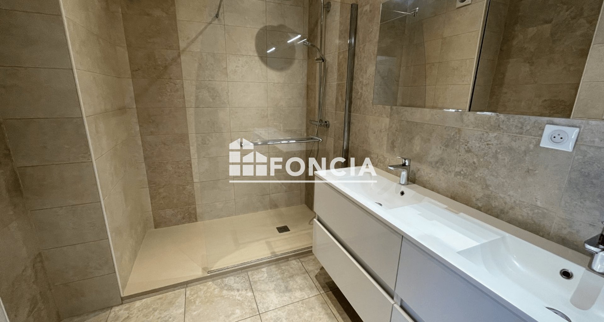 Appartement à louer, 101m², Meylan