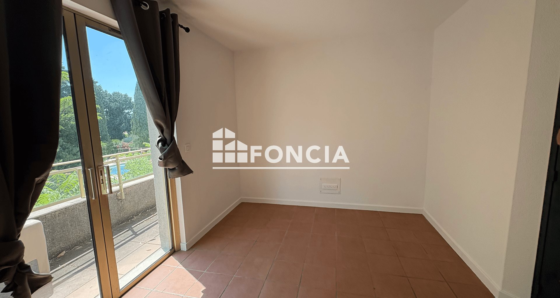 Appartement à louer, 20m², Sainte-Cécile-les-Vignes