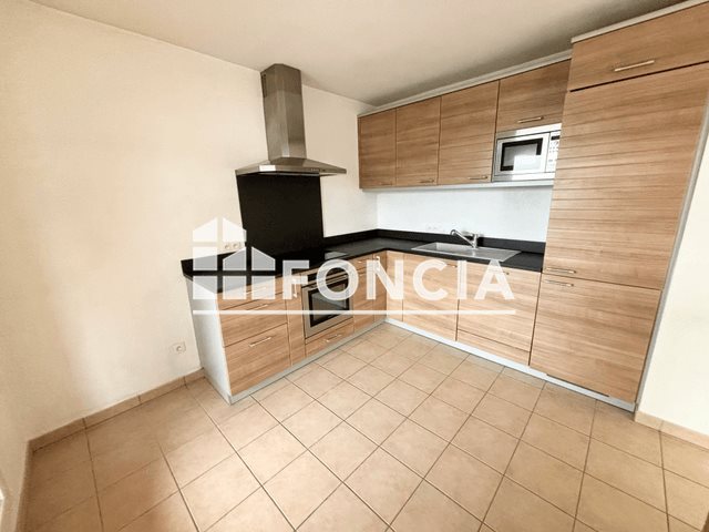 Appartement à louer, 96m², Valleiry