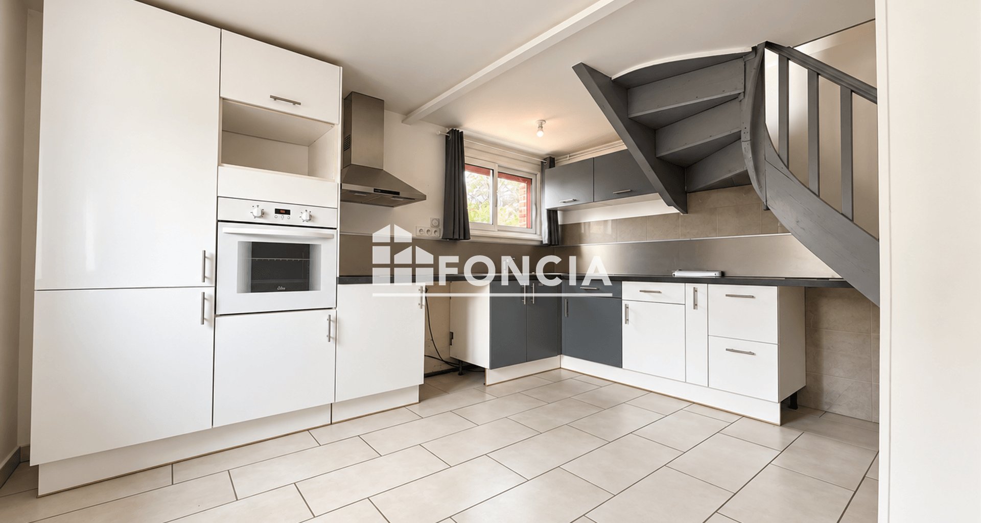 Maison à vendre, 82m², Équemauville