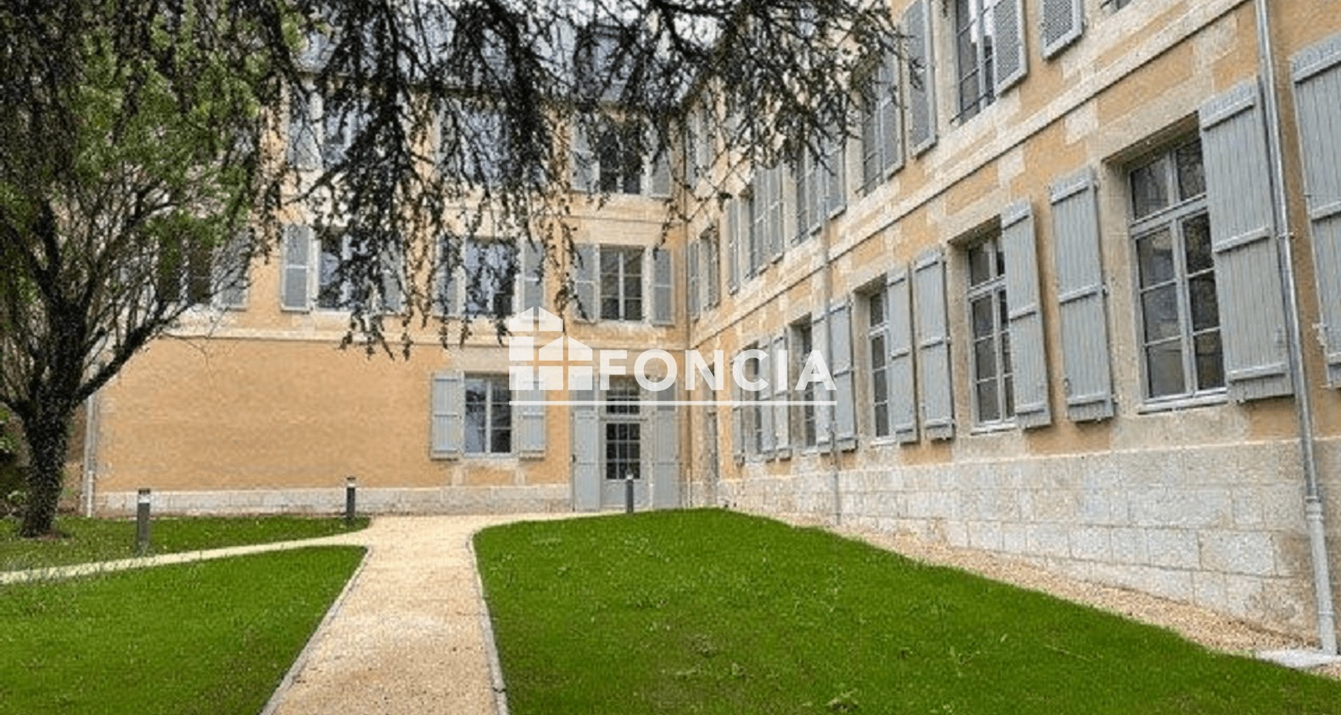 Appartement à louer, 81m², Poitiers