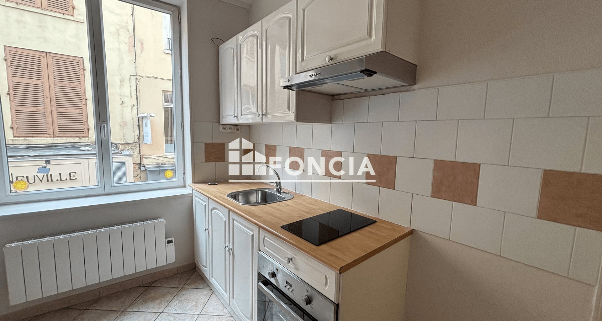 Appartement à louer, 27m², Neuville-sur-Saône