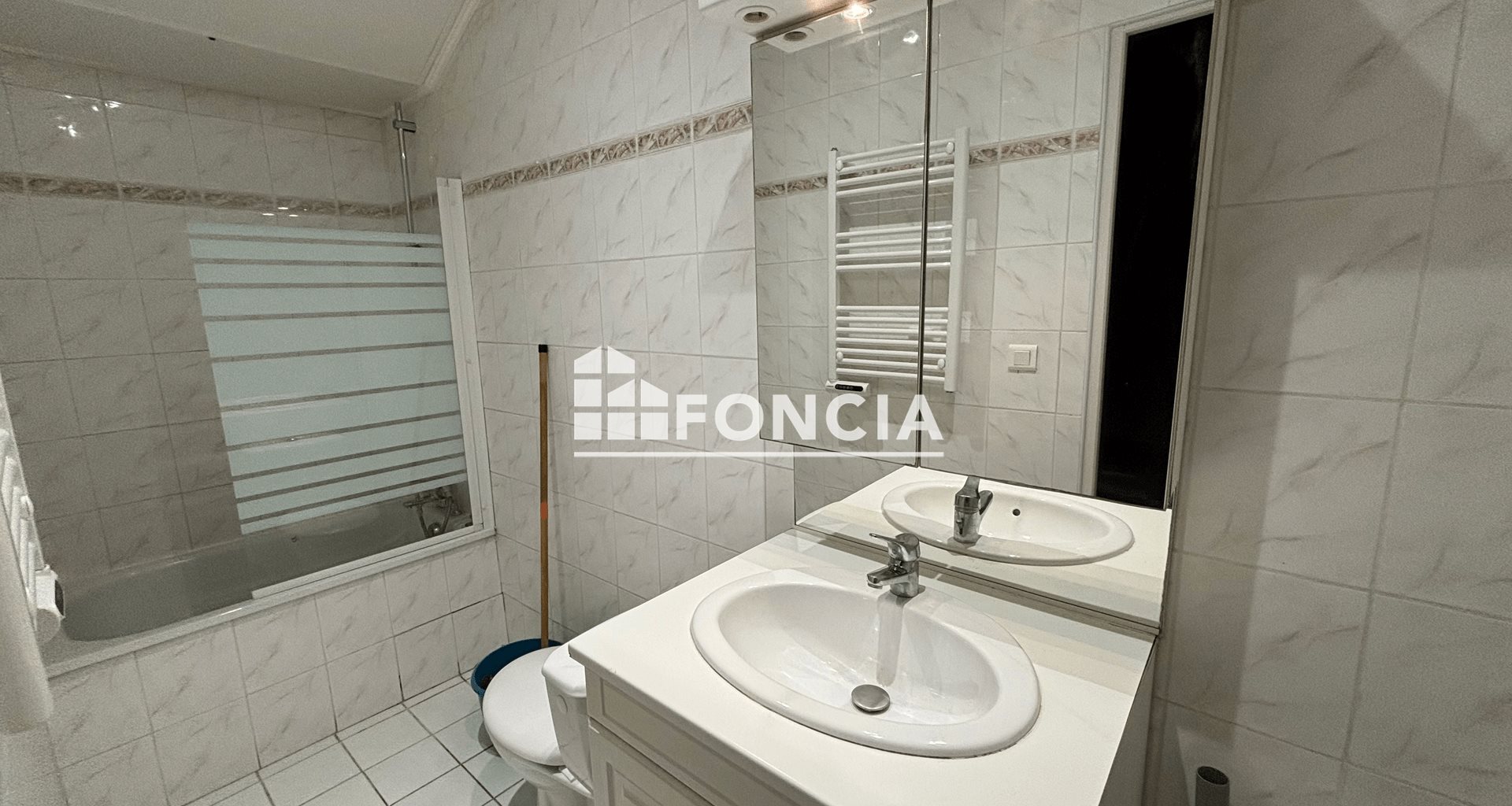 Appartement à louer, 27m², Neuville-sur-Saône