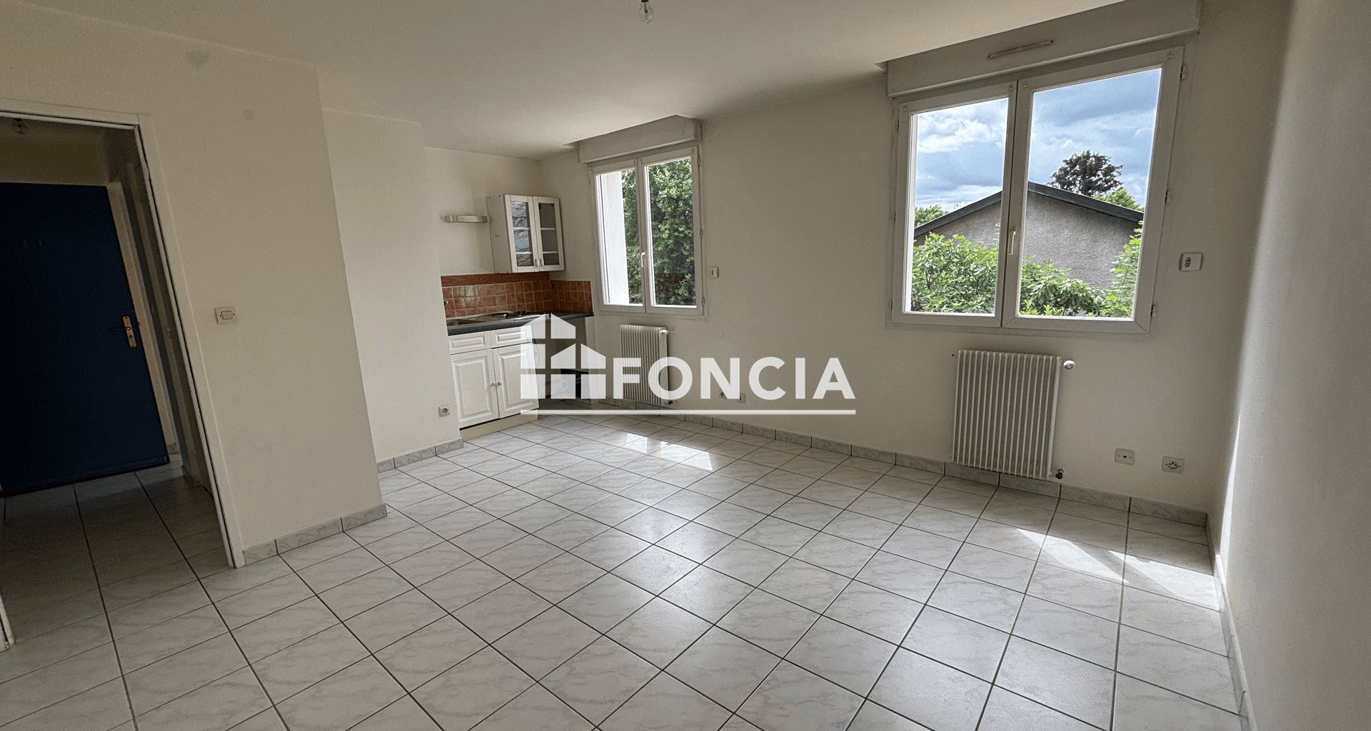 Appartement à louer, 32m², Reyrieux