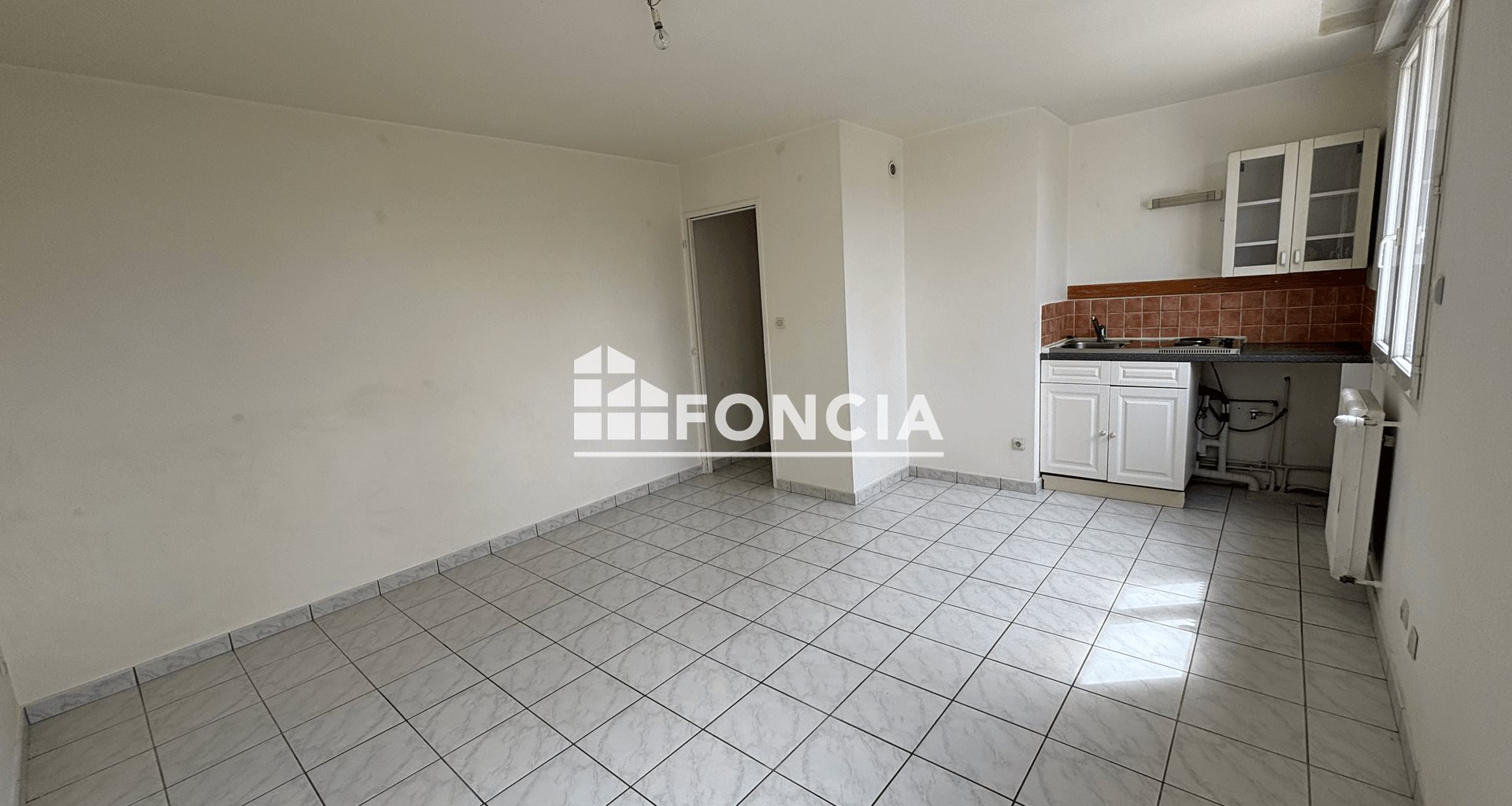 Appartement à louer, 32m², Reyrieux