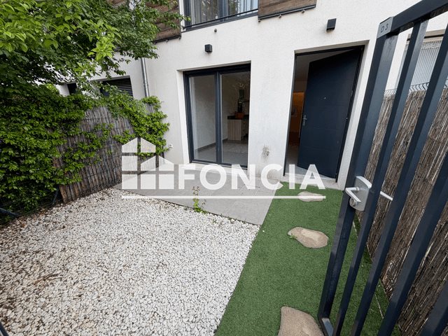 Appartement à louer, 62m², Lambesc