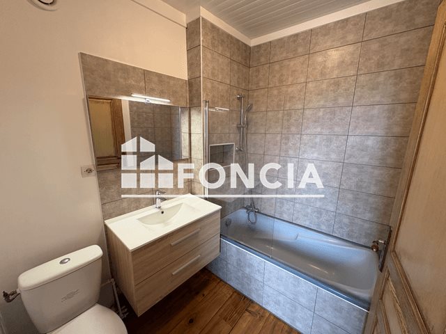Maison à louer, 81m², Biviers