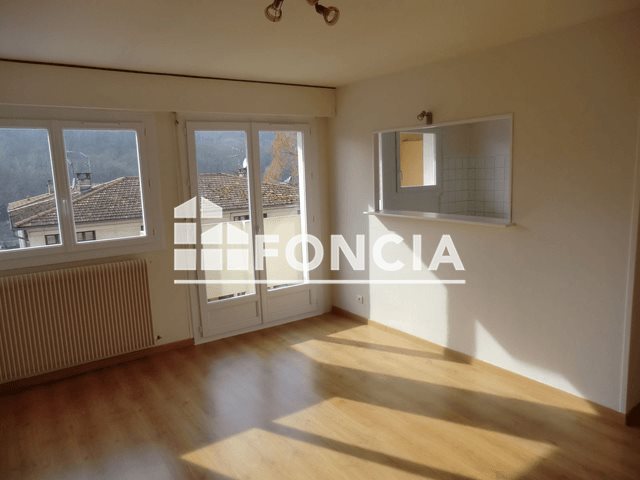 Appartement à louer, 45m², Lourdes