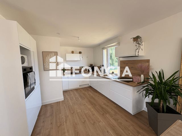 Maison à louer, 77m², Saint-Méloir-des-Ondes