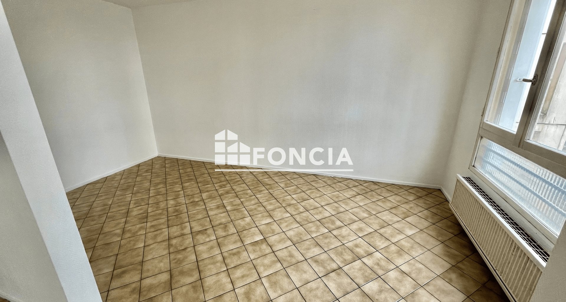 Appartement à louer, 76m², Valence