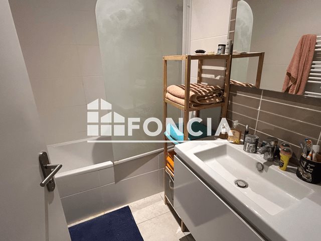 Appartement à louer, 90m², Bellegarde