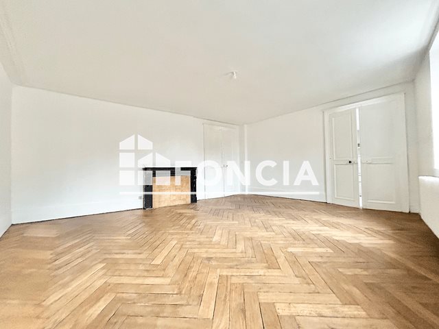 Appartement à louer, 111m², Metz